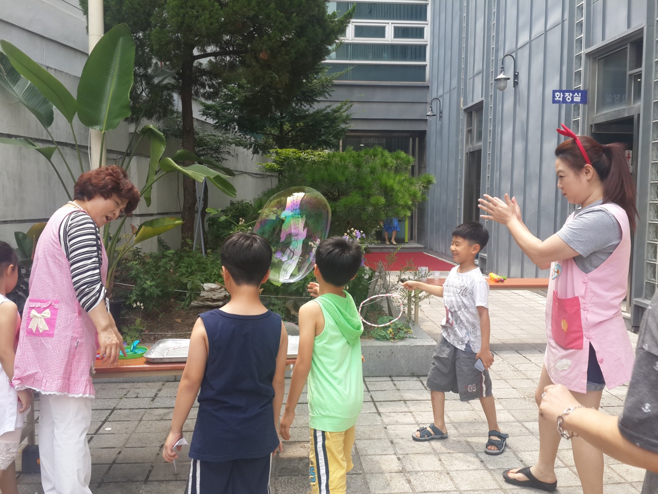 20140712_135246.jpg : 2014년 7월 12일 행사사진 (버블놀이)