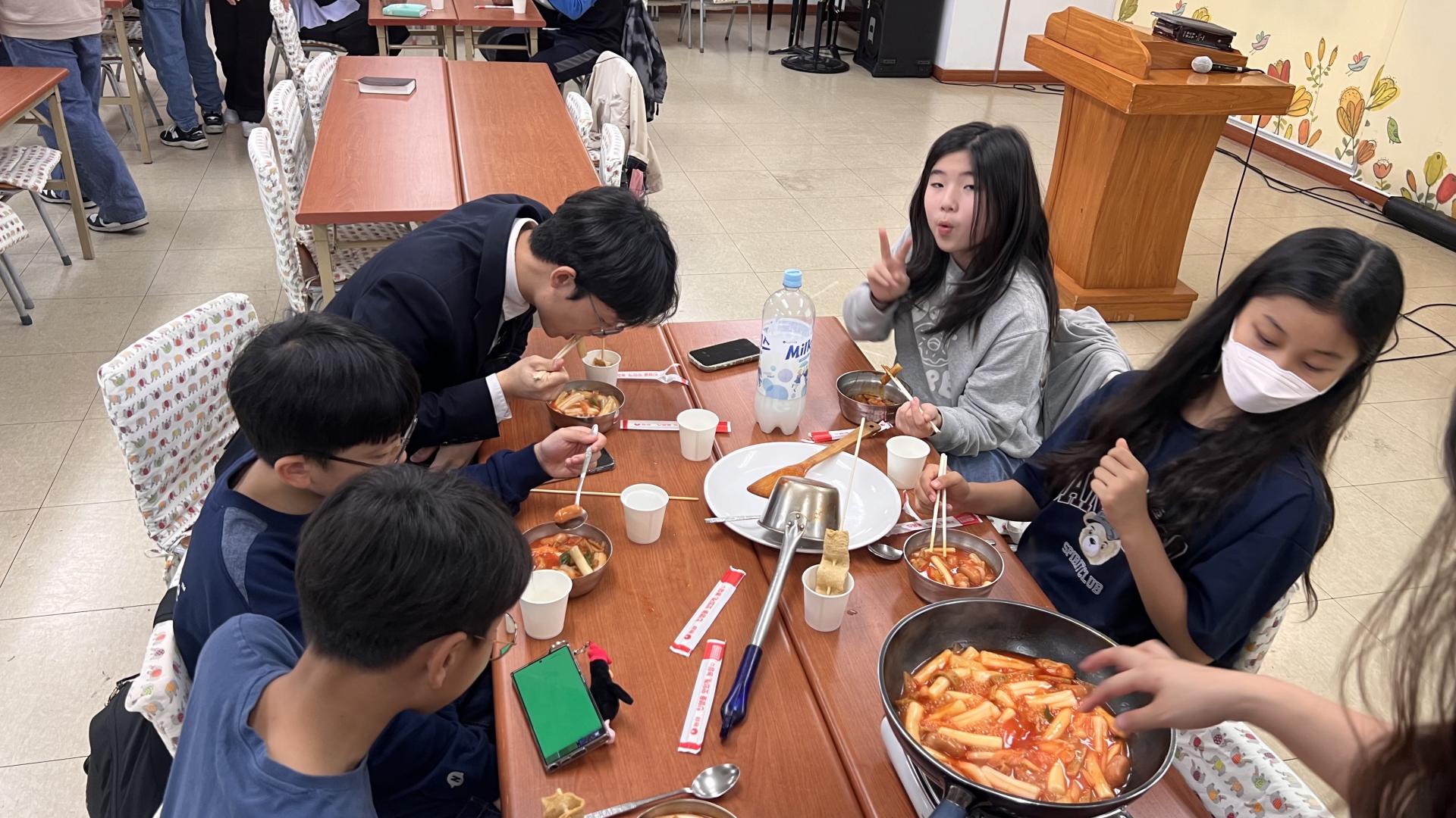 후암교회 초등부-2025.10.26 초등부&교회야놀자(3)-72953436144.jpg