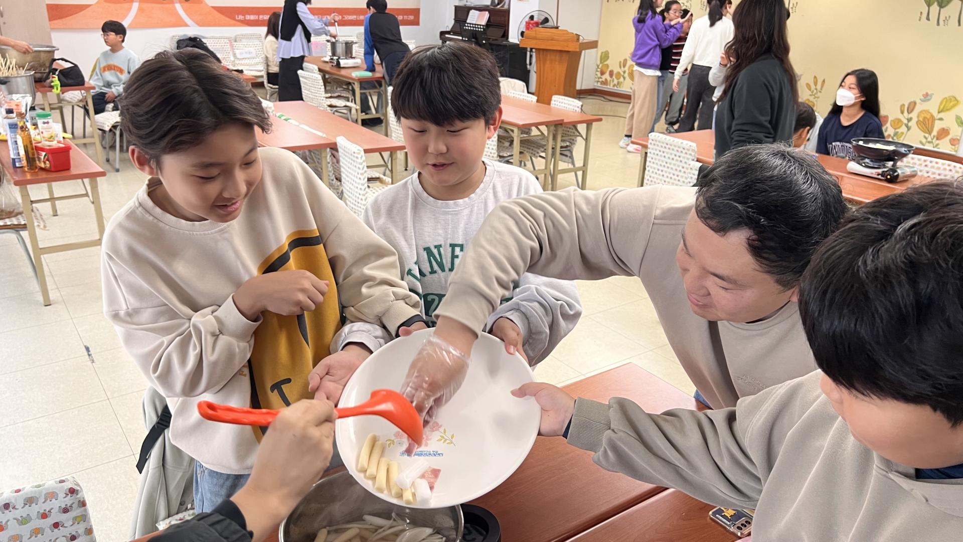 후암교회 초등부-2025.10.26 초등부&교회야놀자(3)-72953436106.jpg
