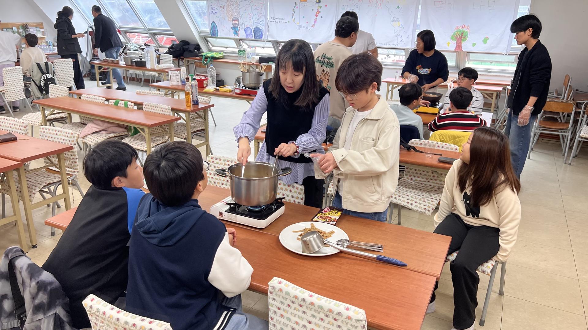 후암교회 초등부-2025.10.26 초등부&교회야놀자(3)-72953436114.jpg