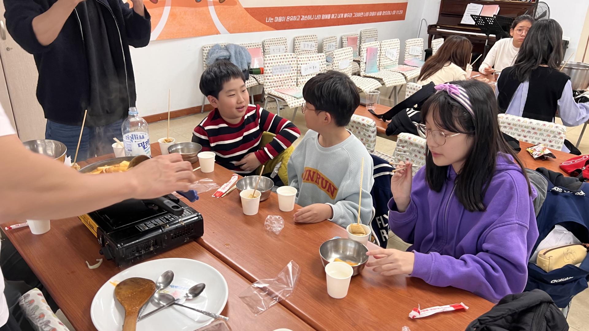 후암교회 초등부-2025.10.26 초등부&교회야놀자(3)-72953436139.jpg