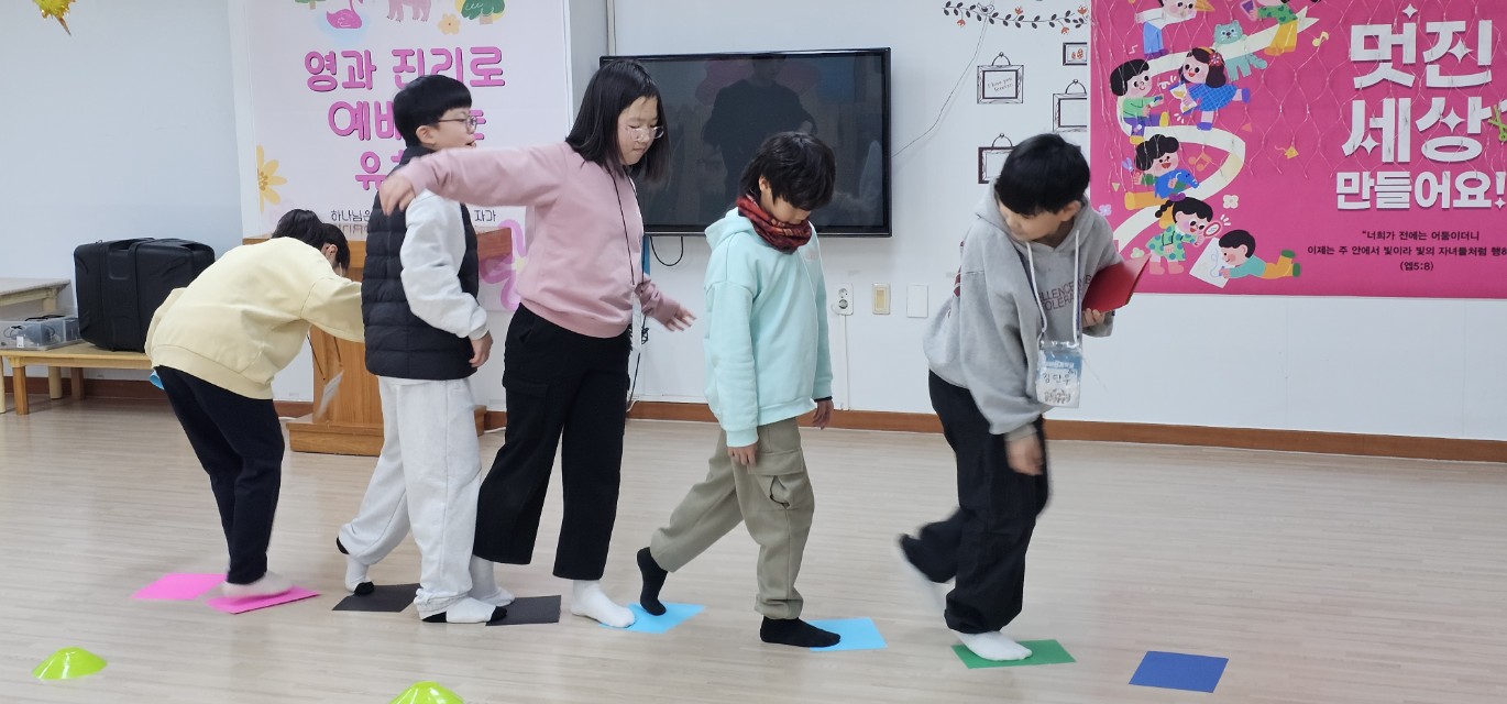 후암교회 초등부-전체 사진-75115005050.jpg