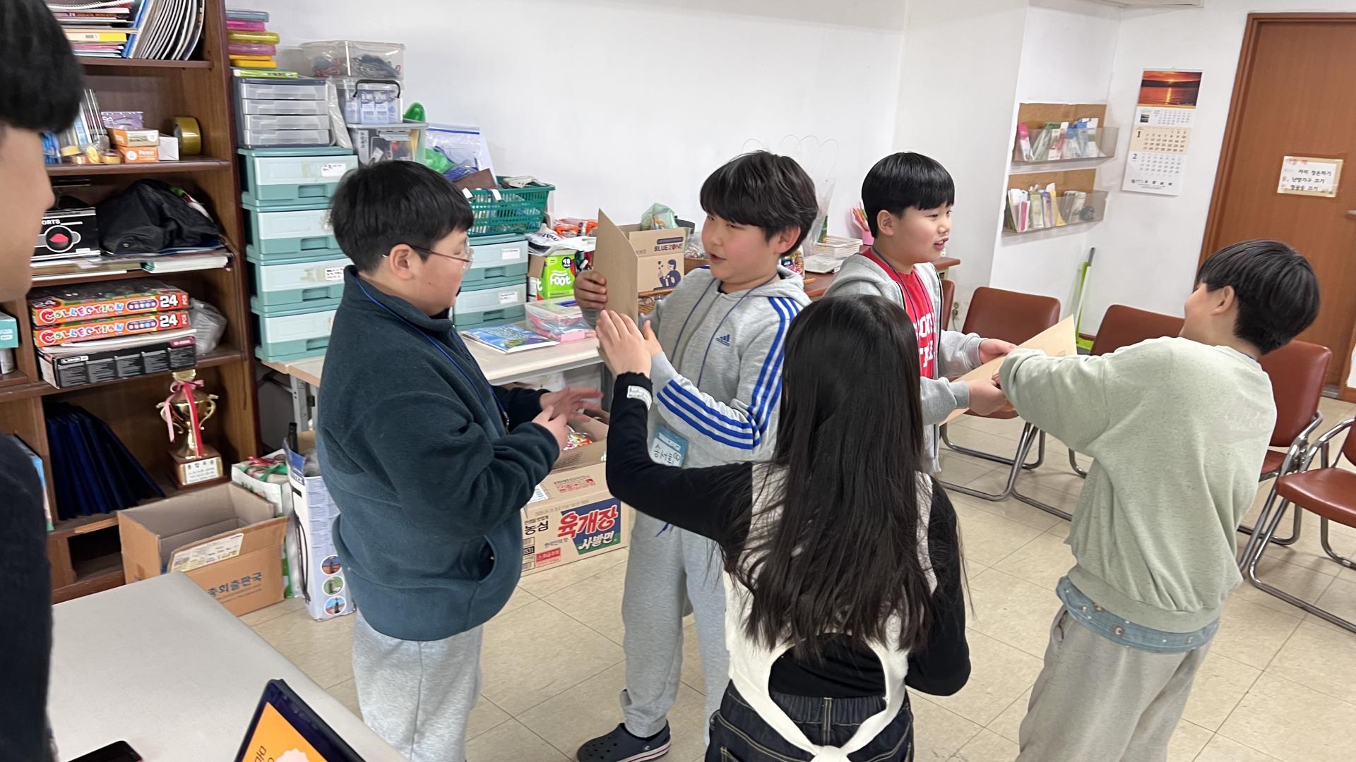 후암교회 초등부-전체 사진-75114900962.jpg